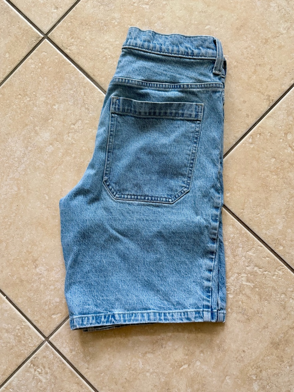 Hollister Relaxed Light Blue Denim Jeans